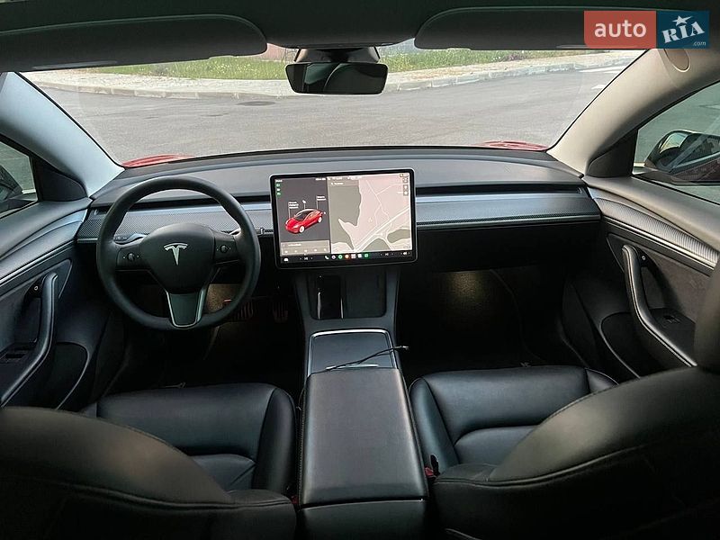 Седан Tesla Model 3 2021 в Харкові