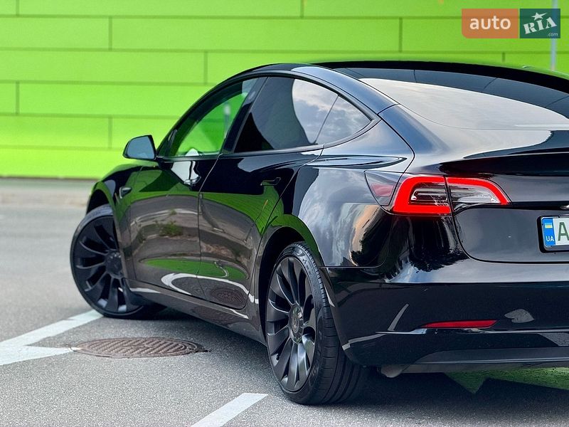 Седан Tesla Model 3 2023 в Киеве фото 26 Седан Tesla Model 3 2023 в Киеве