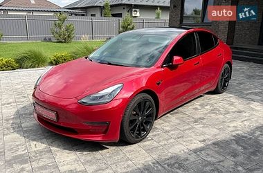 Седан Tesla Model 3 2019 в Луцке