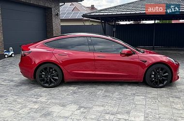 Седан Tesla Model 3 2019 в Луцке