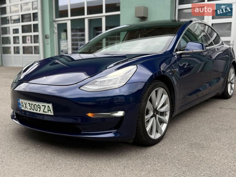 Tesla Model 3 2018 Tesla Model 3 2018