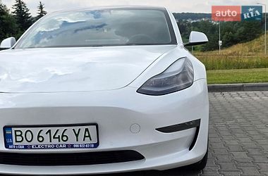 Седан Tesla Model 3 2021 в Тернополе
