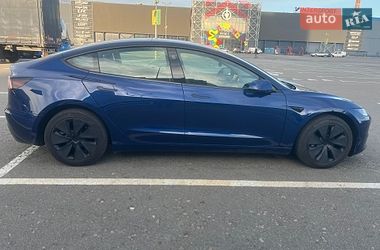 Седан Tesla Model 3 2024 в Киеве