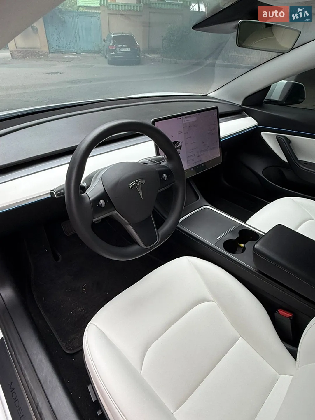 2020 Tesla Model 3 - мініатюра 9