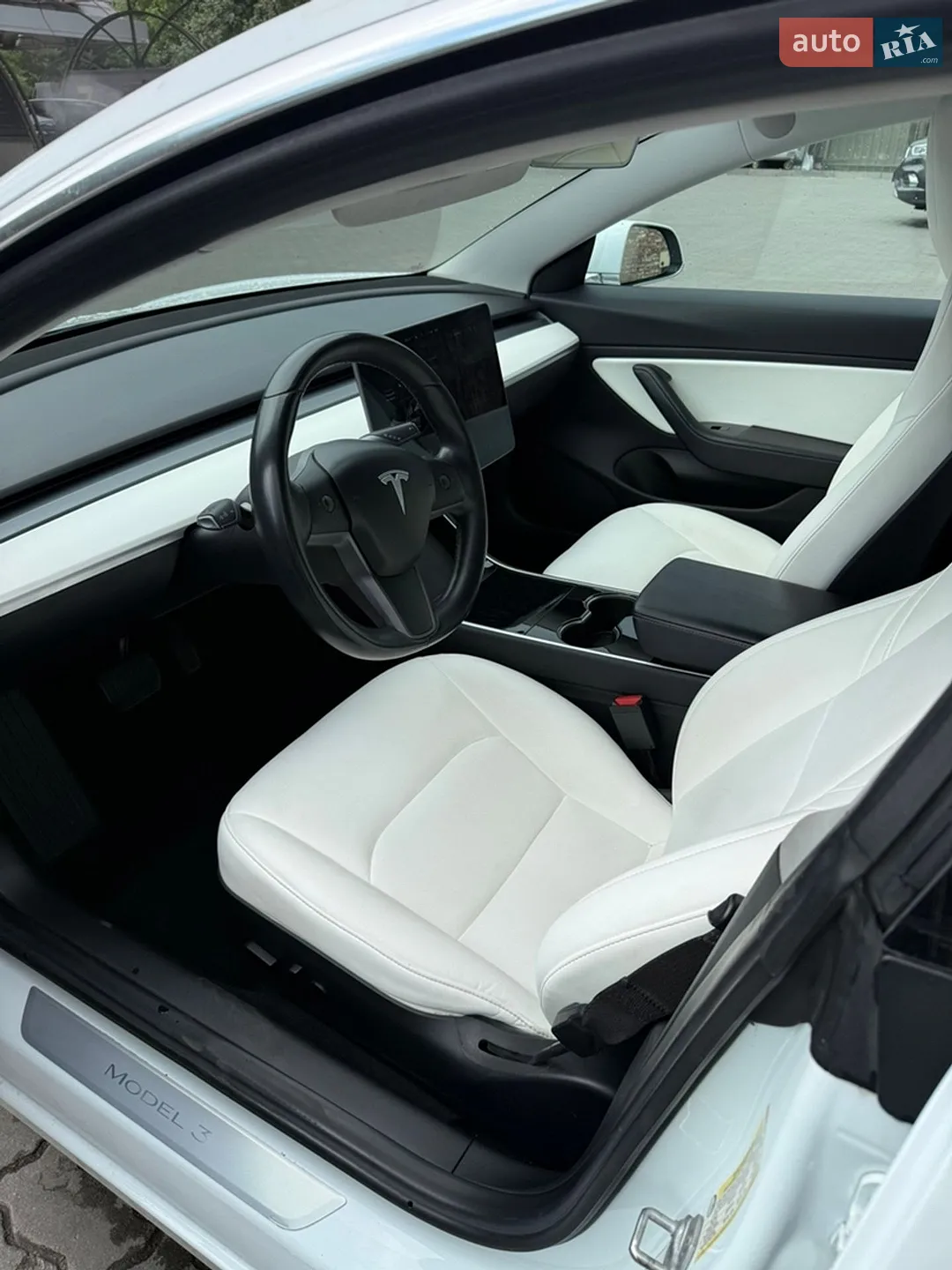 2018 Tesla Model 3 - мініатюра 13