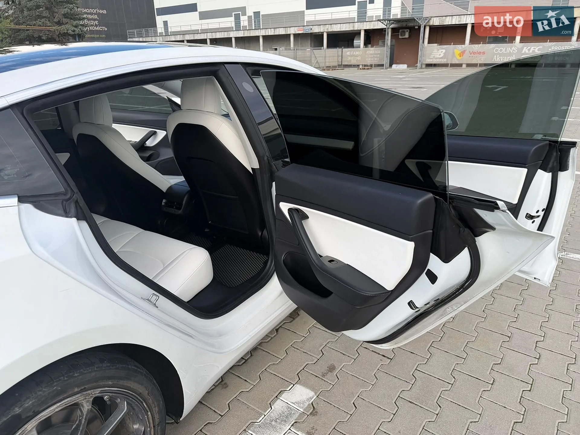 2019 Tesla Model 3 - мініатюра 17