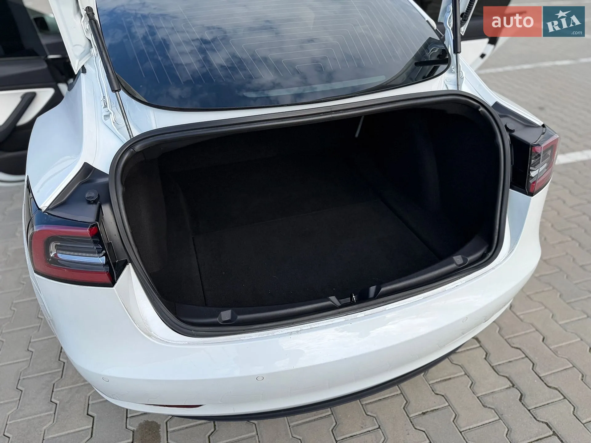 2019 Tesla Model 3 - мініатюра 24