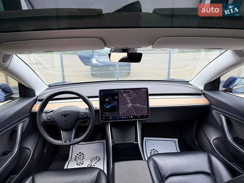Седан Tesla Model 3 2019 в Одесі фото 17 Седан Tesla Model 3 2019 в Одесі