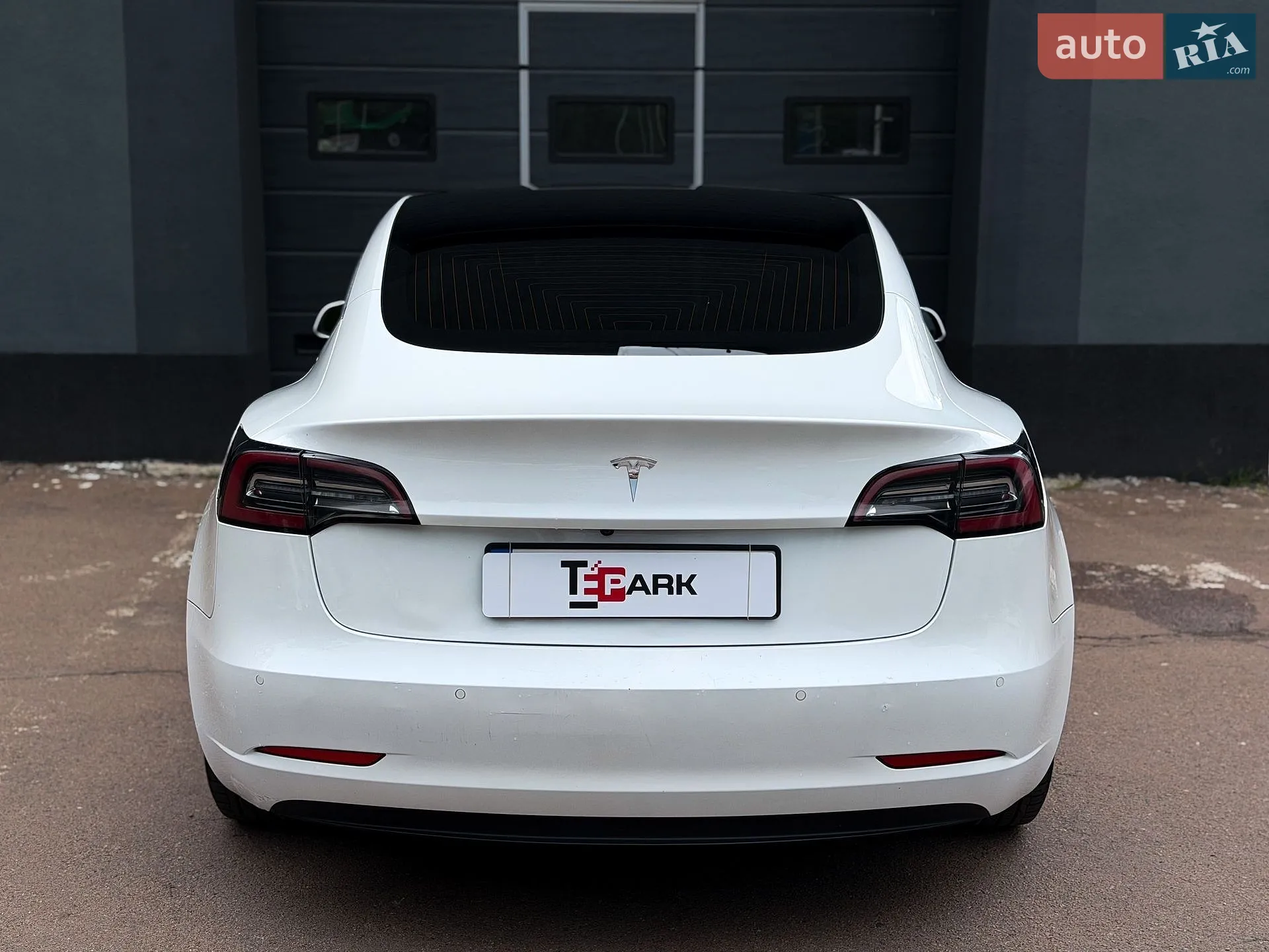 2019 Tesla Model 3 - мініатюра 9