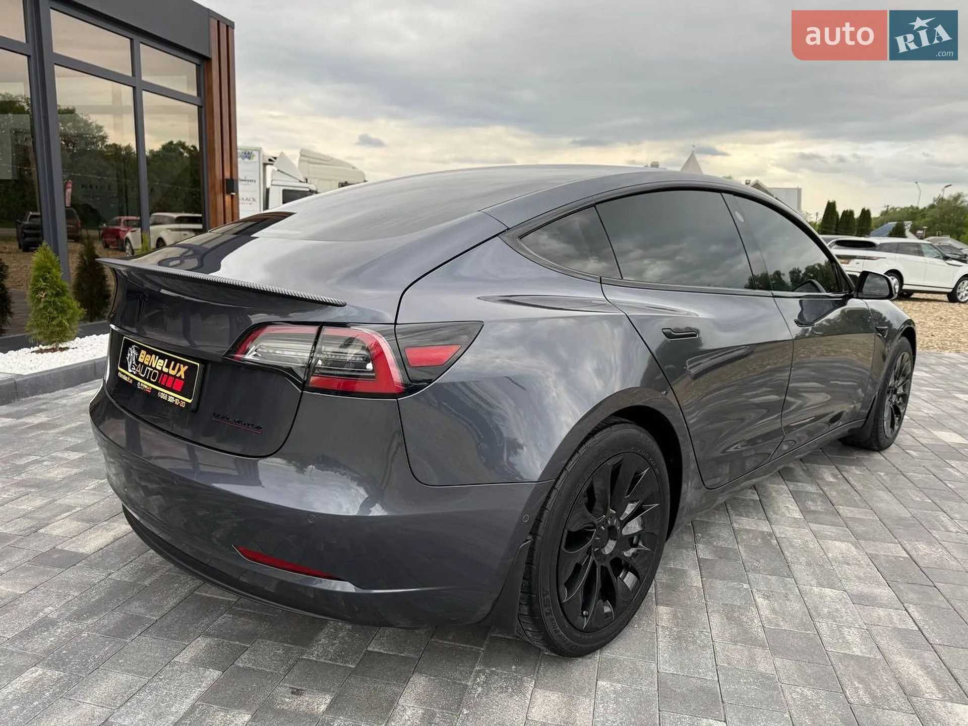 2020 Tesla Model 3 - мініатюра 10