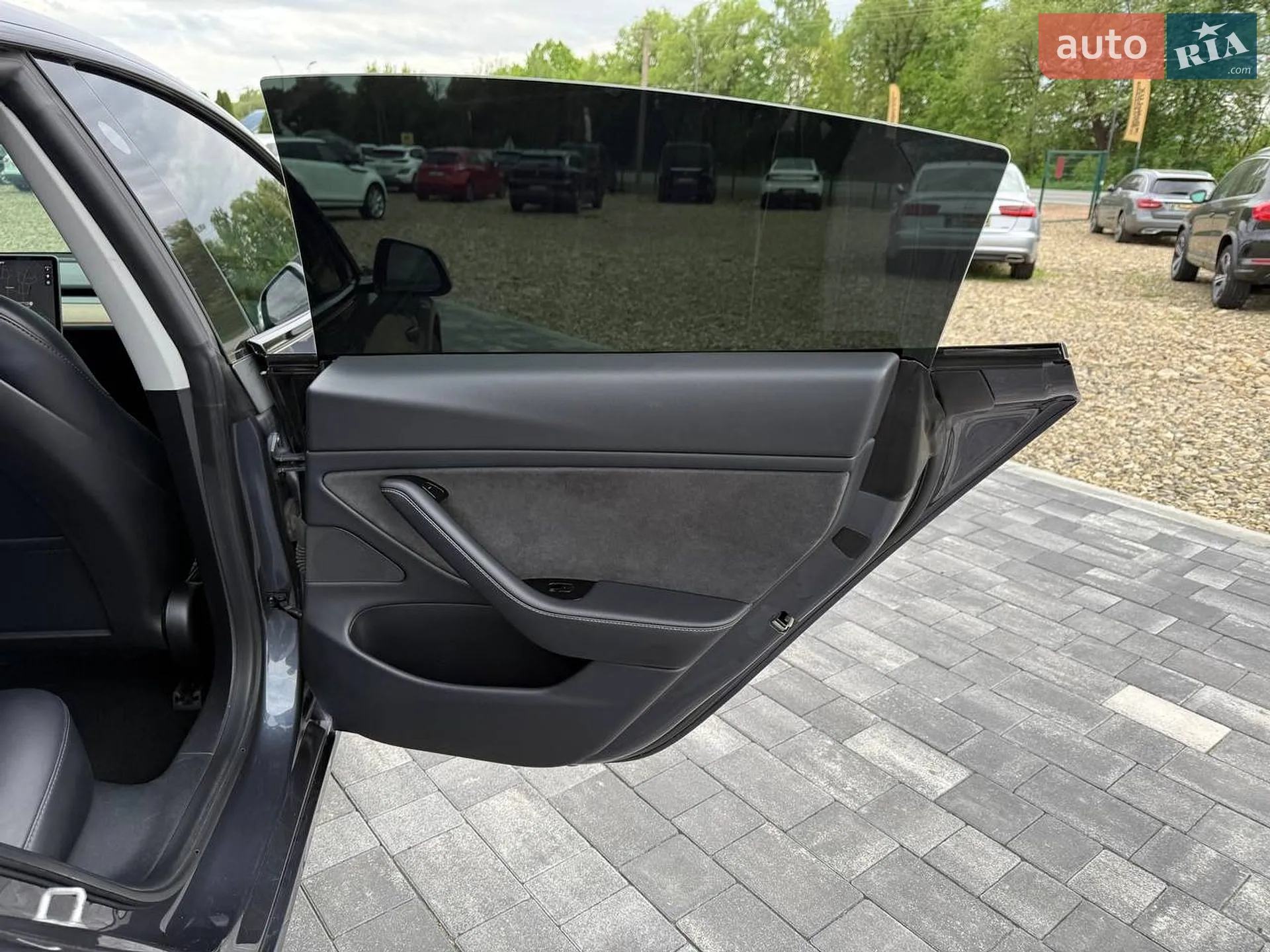 2020 Tesla Model 3 - мініатюра 24