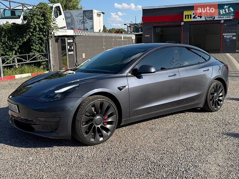 Седан Tesla Model 3 2023 в Александрие