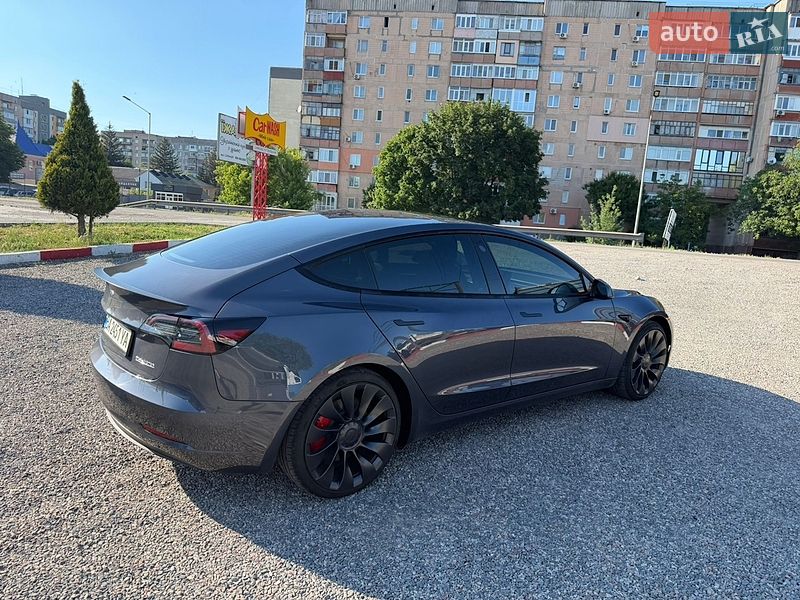 Седан Tesla Model 3 2023 в Александрие