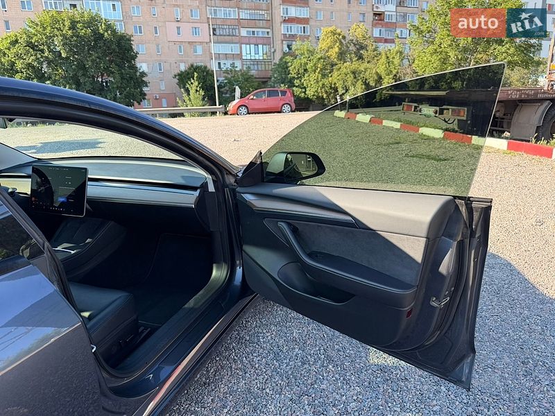 Седан Tesla Model 3 2023 в Александрие