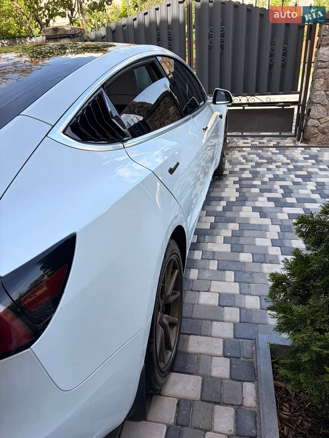 2020 Tesla Model 3 - мініатюра 3