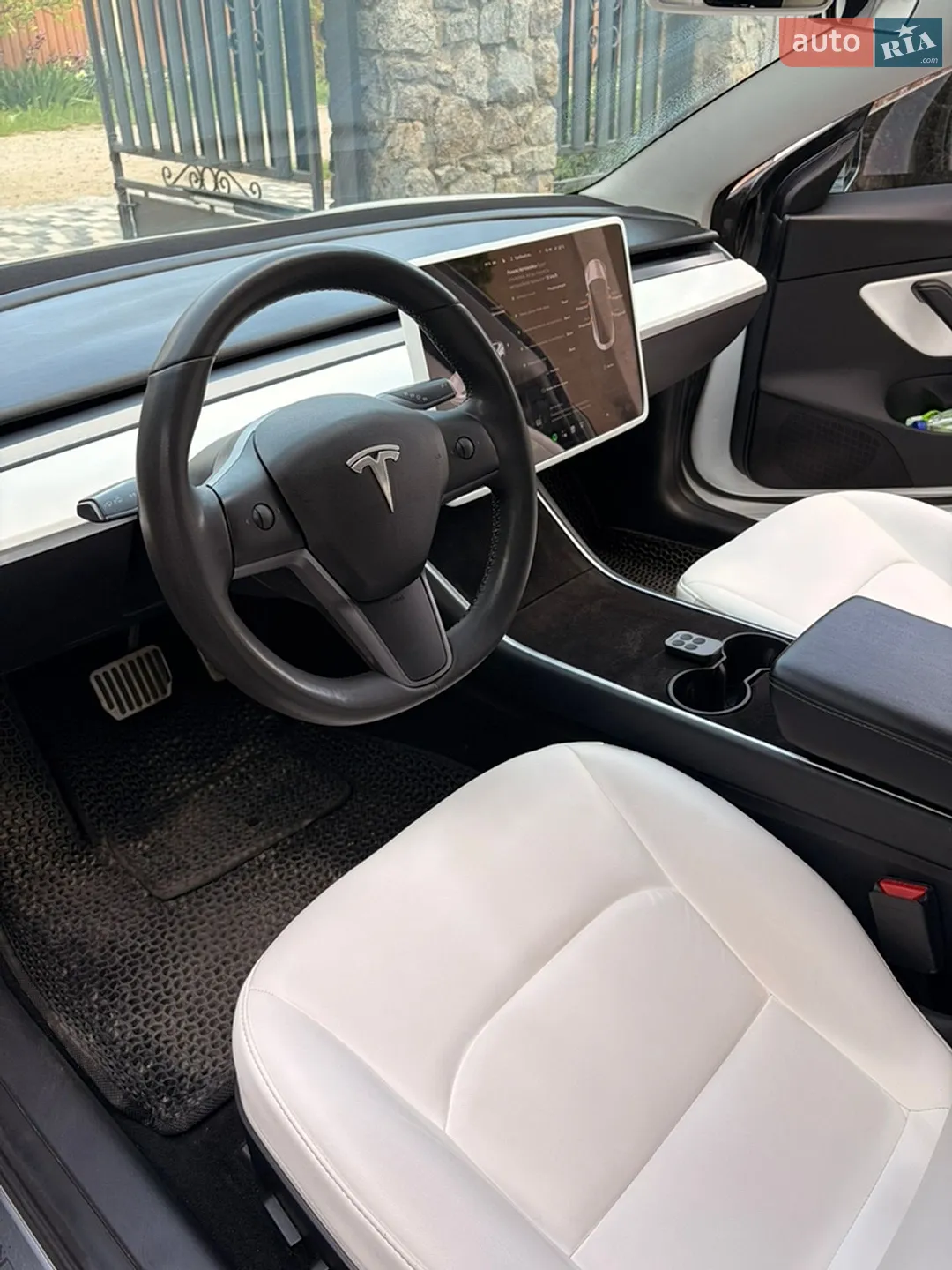 2020 Tesla Model 3 - мініатюра 11