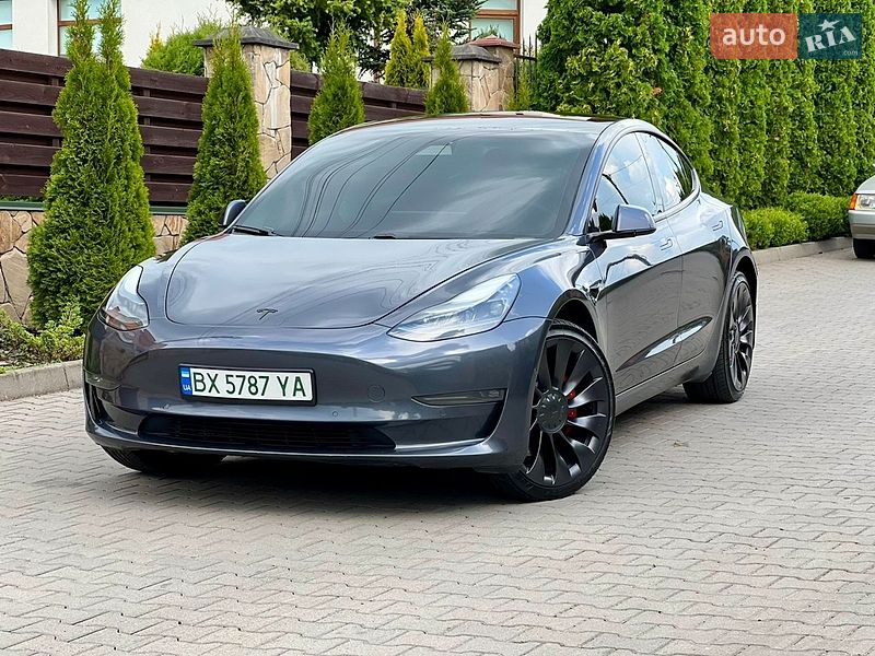Tesla Model 3 2021