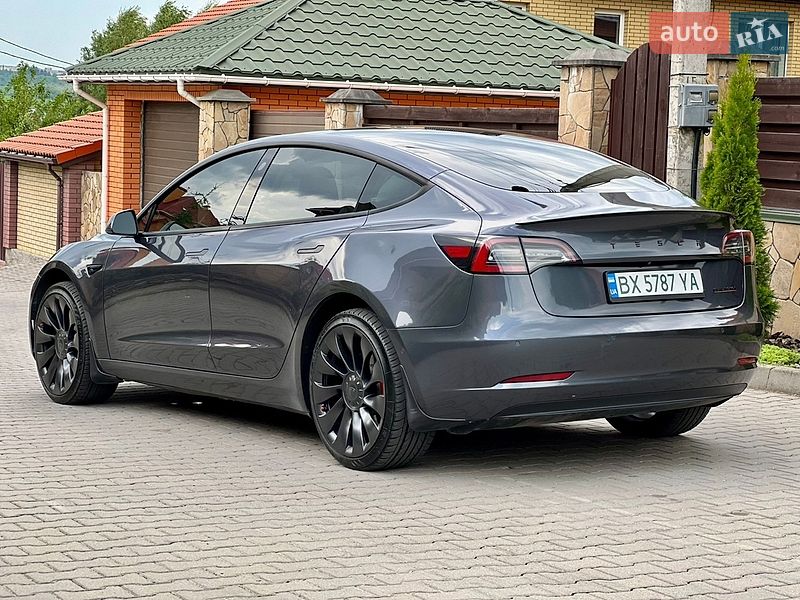 Седан Tesla Model 3 2021 в Хмельницькому