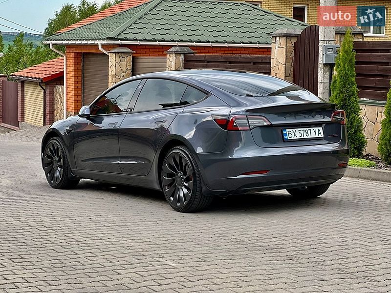Седан Tesla Model 3 2021 в Хмельницькому