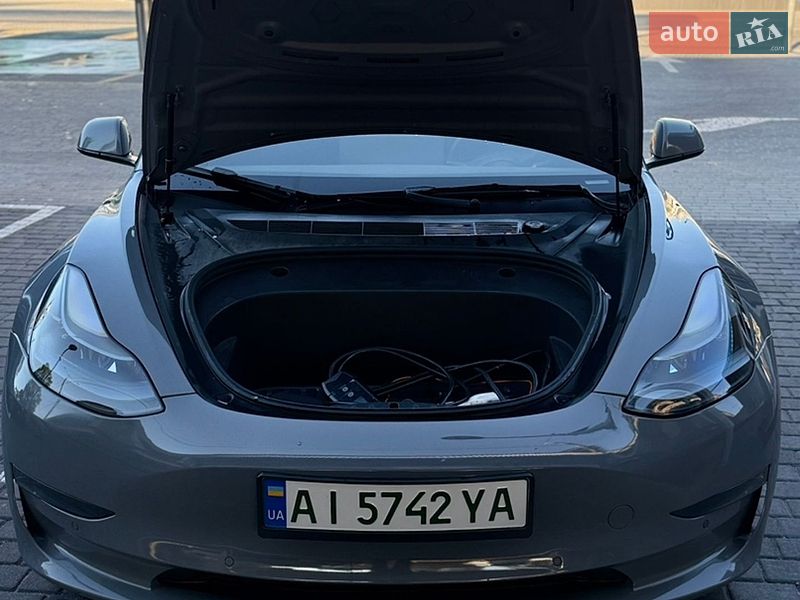 Седан Tesla Model 3 2022 в Дніпрі