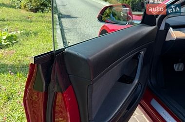 Седан Tesla Model 3 2019 в Львові