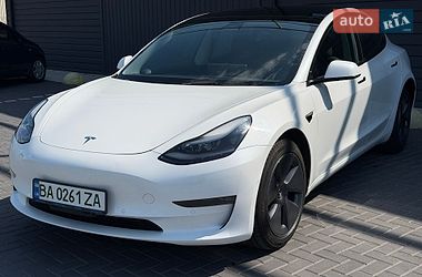 Седан Tesla Model 3 2022 в Кропивницком