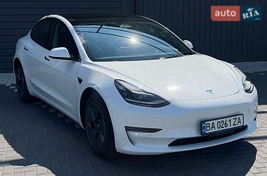 Седан Tesla Model 3 2022 в Кропивницком