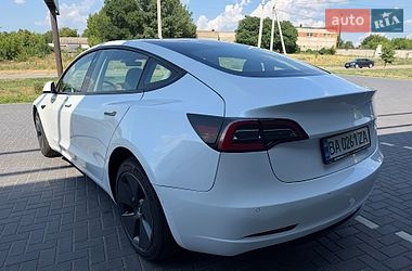 Седан Tesla Model 3 2022 в Кропивницком