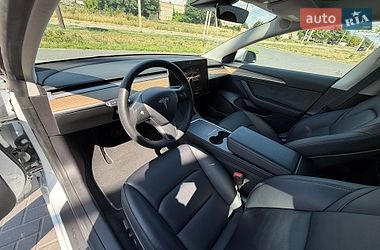 Седан Tesla Model 3 2022 в Кропивницком