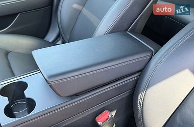 Седан Tesla Model 3 2022 в Кропивницком