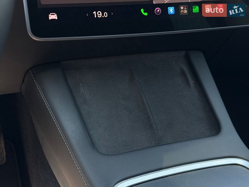 Седан Tesla Model 3 2022 в Кропивницком