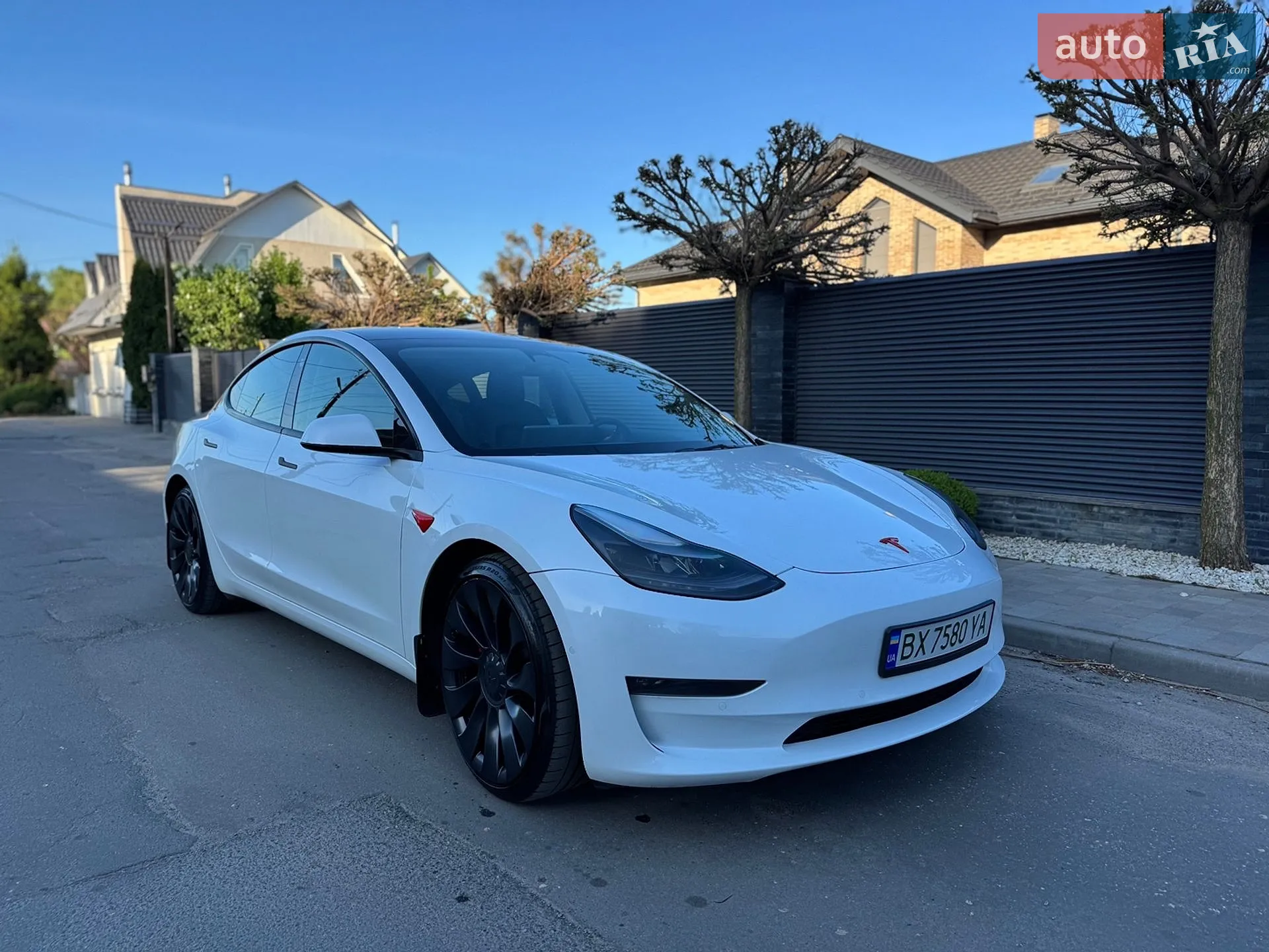 Tesla Model 3 2022 VIN 5YJ3E1EA9NF157668 фото оголошення 3 з 20