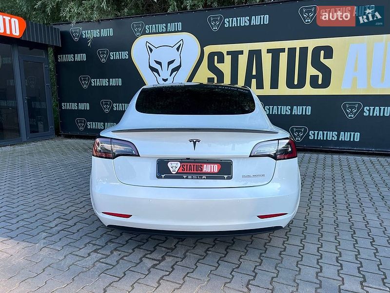 Седан Tesla Model 3 2020 в Хмельницькому фото 5 Седан Tesla Model 3 2020 в Хмельницькому