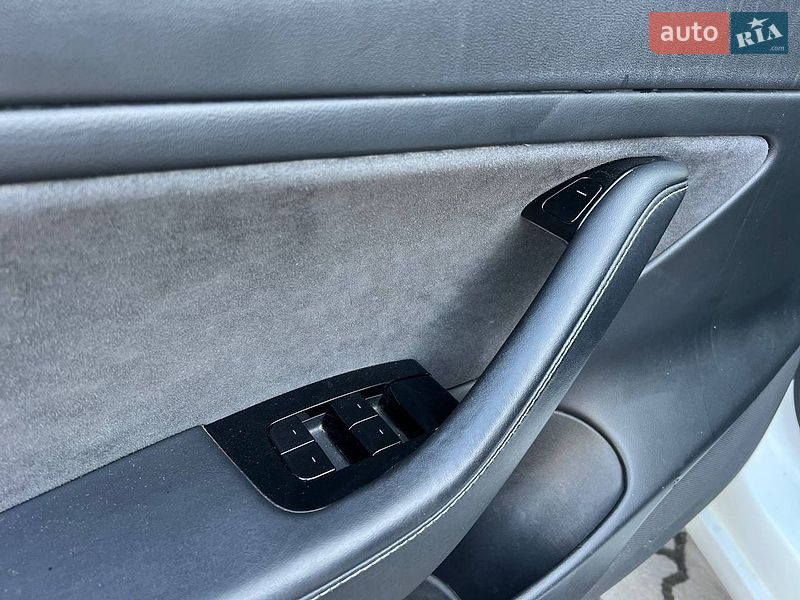 Седан Tesla Model 3 2020 в Хмельницькому фото 12 Седан Tesla Model 3 2020 в Хмельницькому