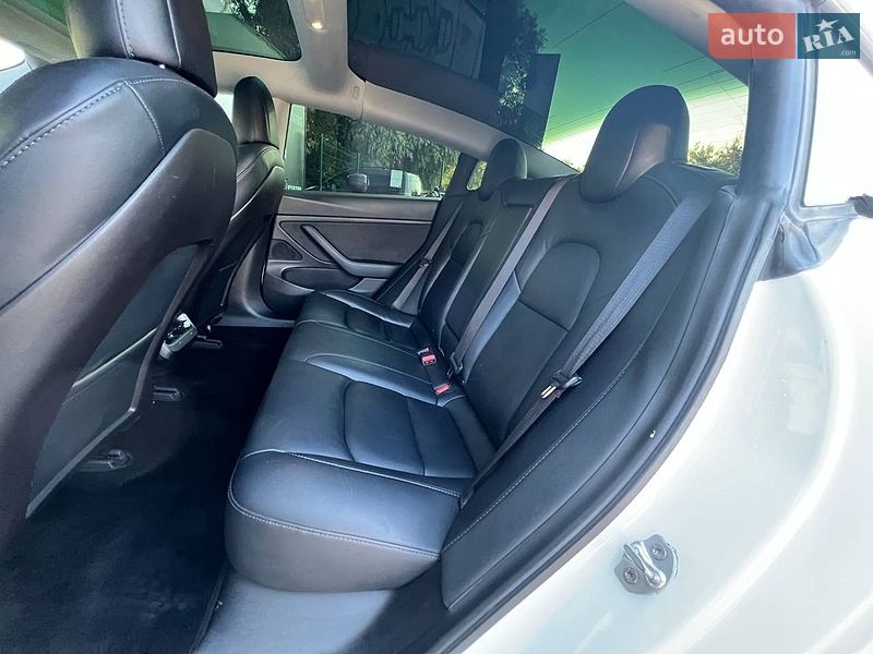 Седан Tesla Model 3 2020 в Хмельницькому фото 27 Седан Tesla Model 3 2020 в Хмельницькому
