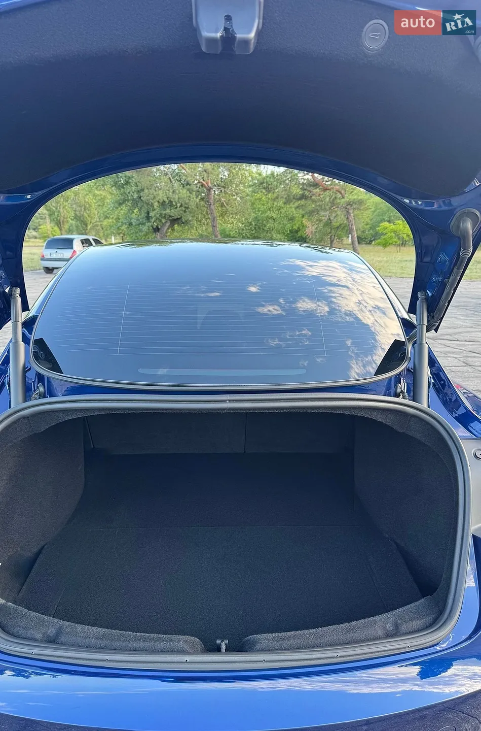 2025 Tesla Model 3 - мініатюра 36