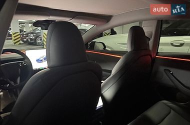 Седан Tesla Model 3 2025 в Дніпрі