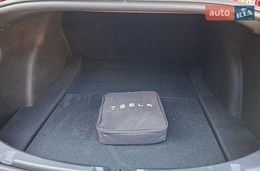 Седан Tesla Model 3 2023 в Одесі