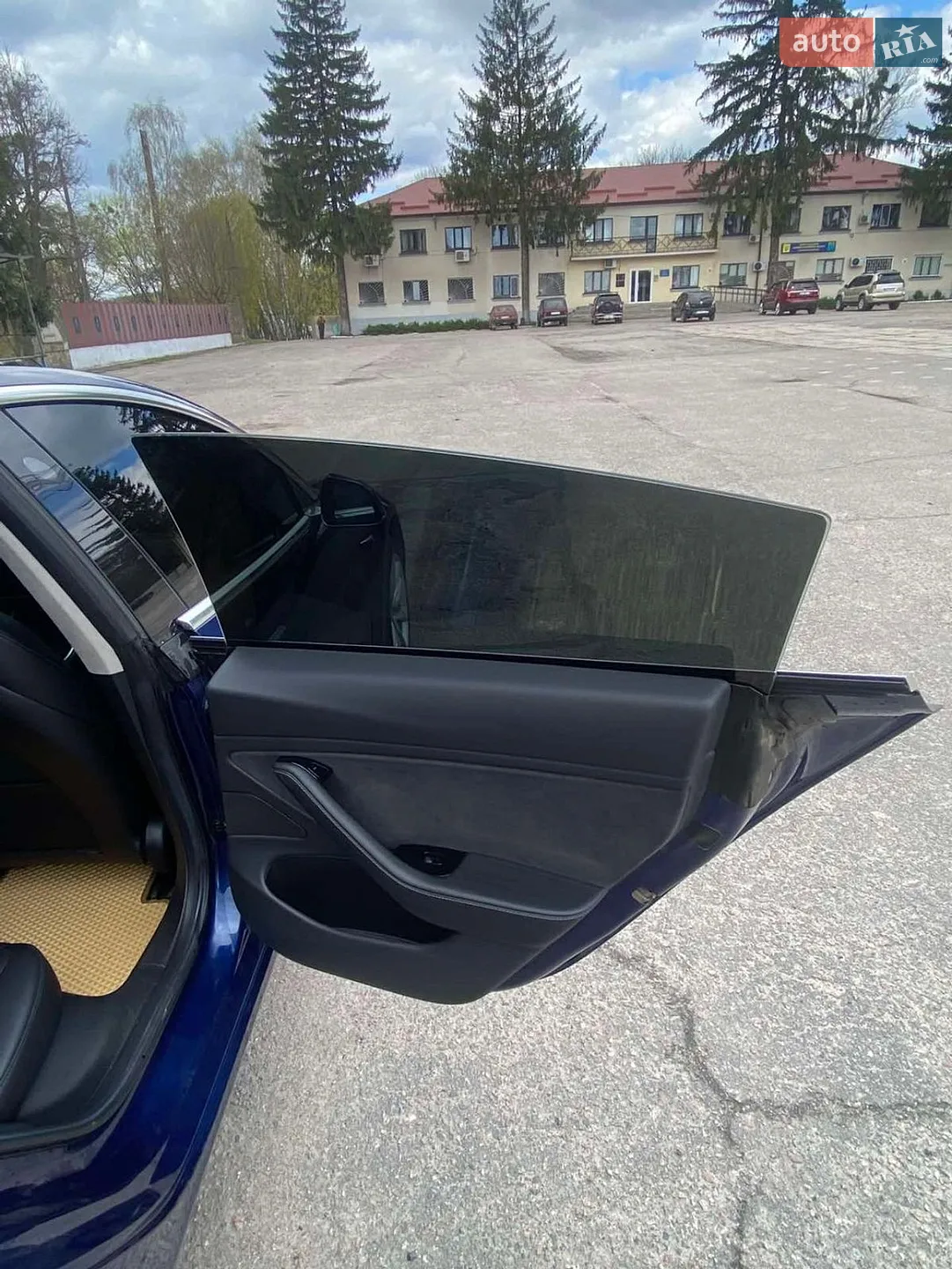 2017 Tesla Model 3 - мініатюра 10