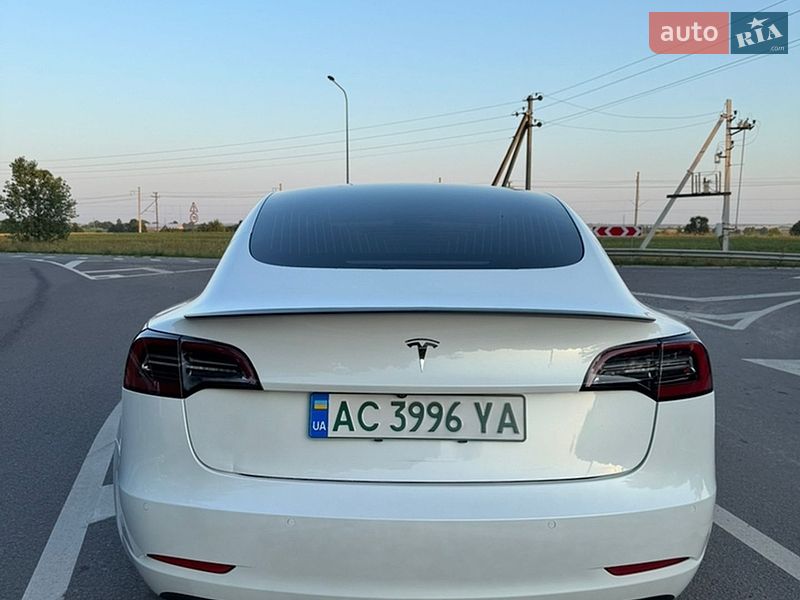 Седан Tesla Model 3 2019 в Луцьку фото 9 Седан Tesla Model 3 2019 в Луцьку