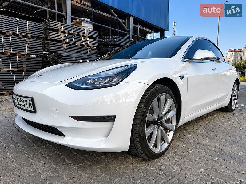 Tesla Model 3 2019 Tesla Model 3 2019