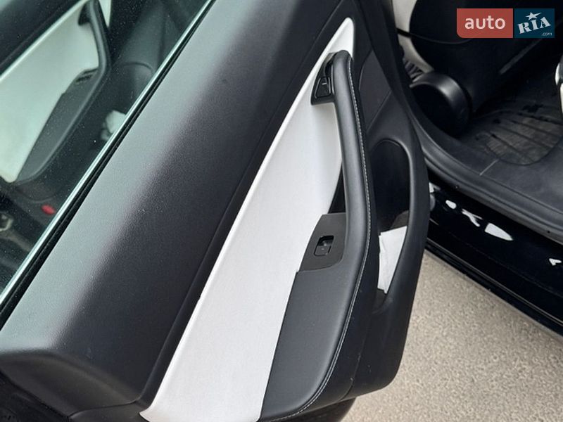 Седан Tesla Model 3 2020 в Харькове фото 4 Седан Tesla Model 3 2020 в Харькове