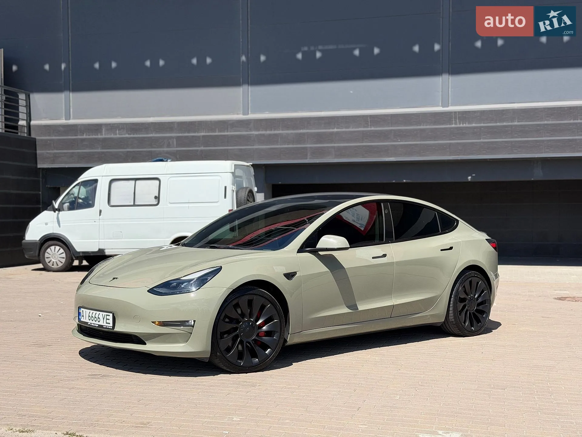 2022 Tesla Model 3 - мініатюра 13