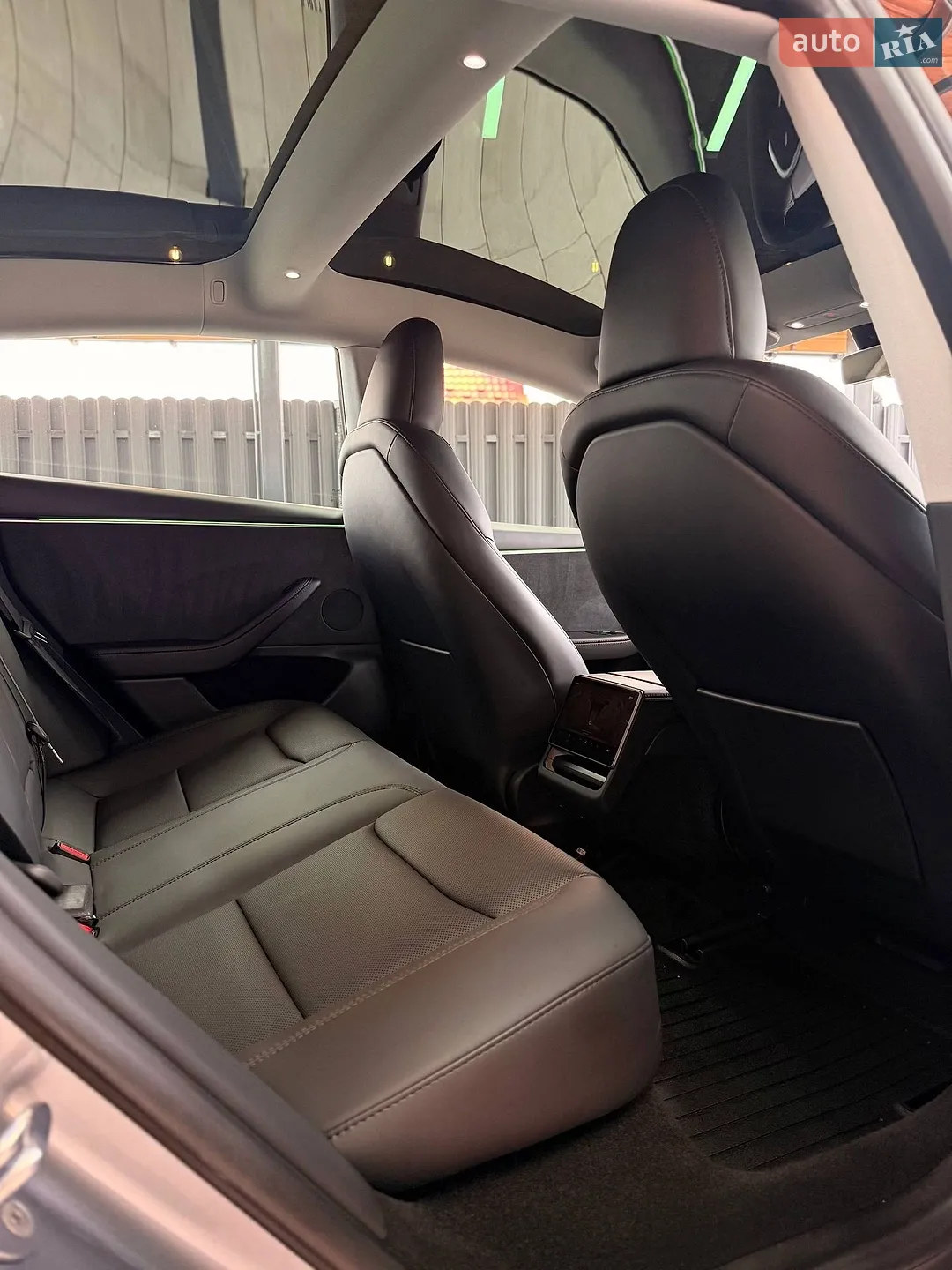 2024 Tesla Model 3 - мініатюра 16