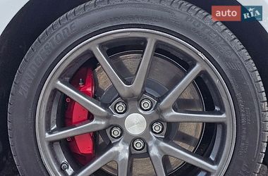 Седан Tesla Model 3 2018 в Львове
