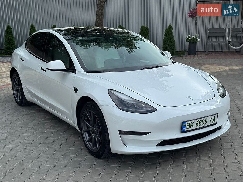 Tesla Model 3 2021 Tesla Model 3 2021