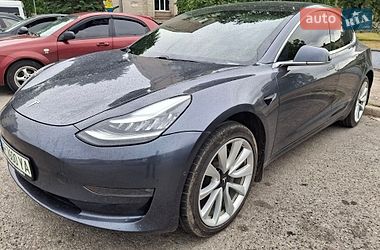 Седан Tesla Model 3 2018 в Вознесенську