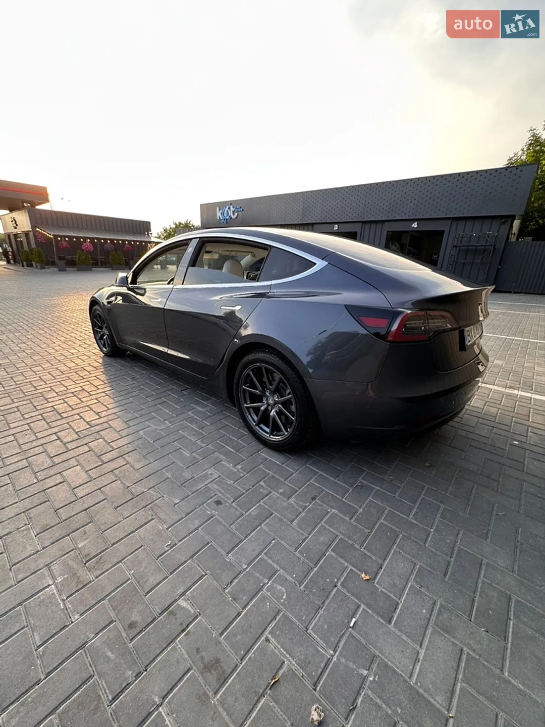 2018 Tesla Model 3 - мініатюра 12