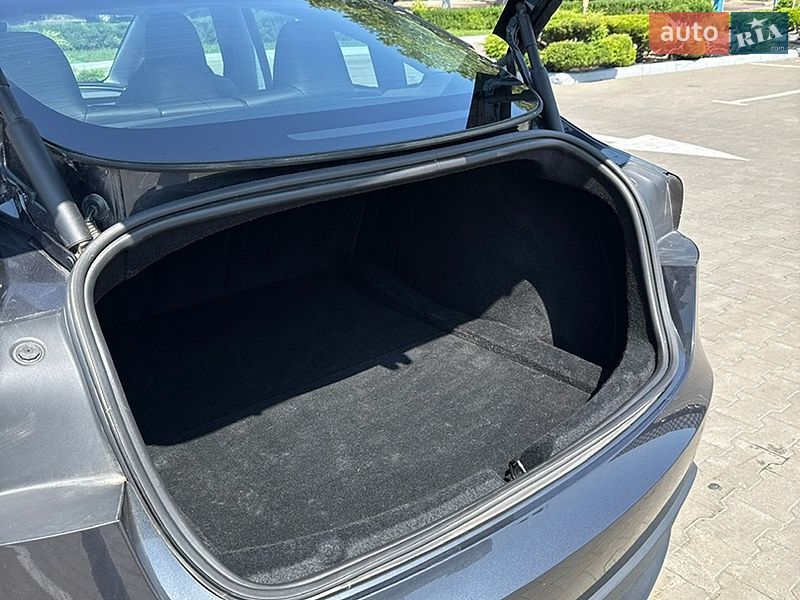 Седан Tesla Model 3 2025 в Одессе фото 18 Седан Tesla Model 3 2025 в Одессе