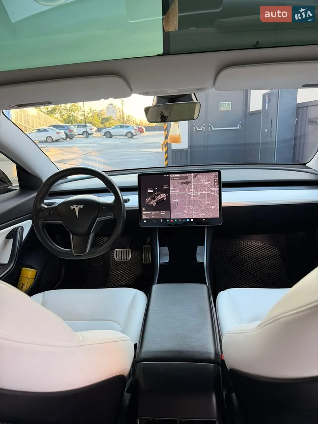 2019 Tesla Model 3 - мініатюра 9